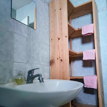 Apartment & Parking In Shared With Proprietor L 25 Mins From Paris Gare Du Nord, Cdg Airport & Stade De France